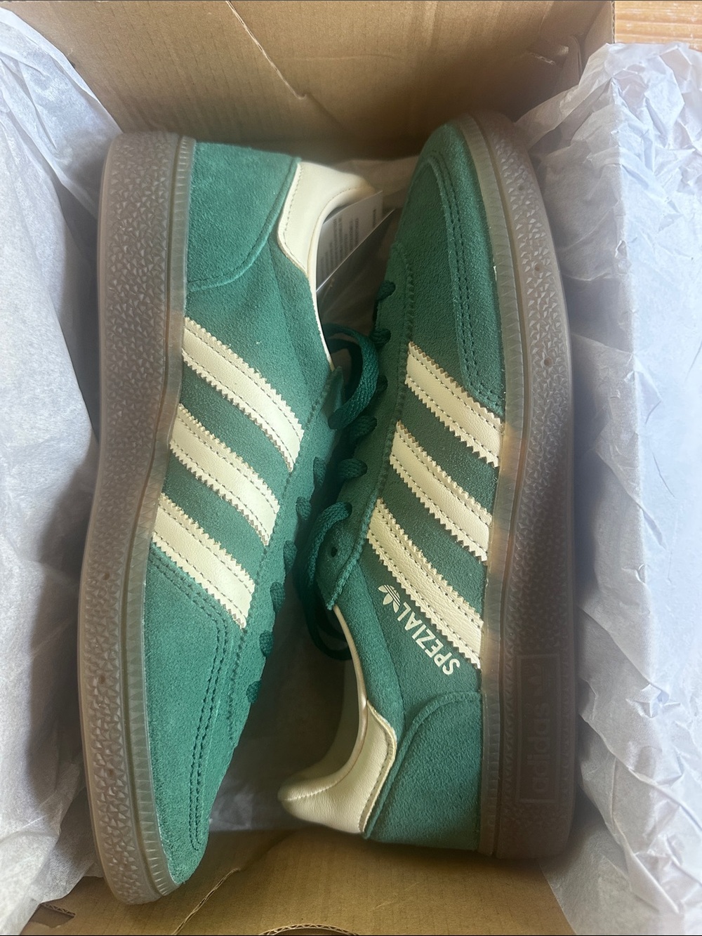 Adidas Handball Spezial Women’s green suede sneakers with white stripes - Picture 4 of 5